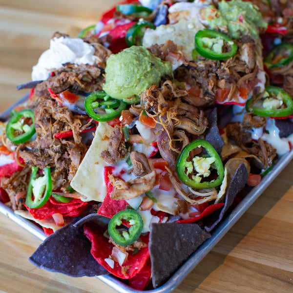 DEEP-DISH CHICKEN NACHOS