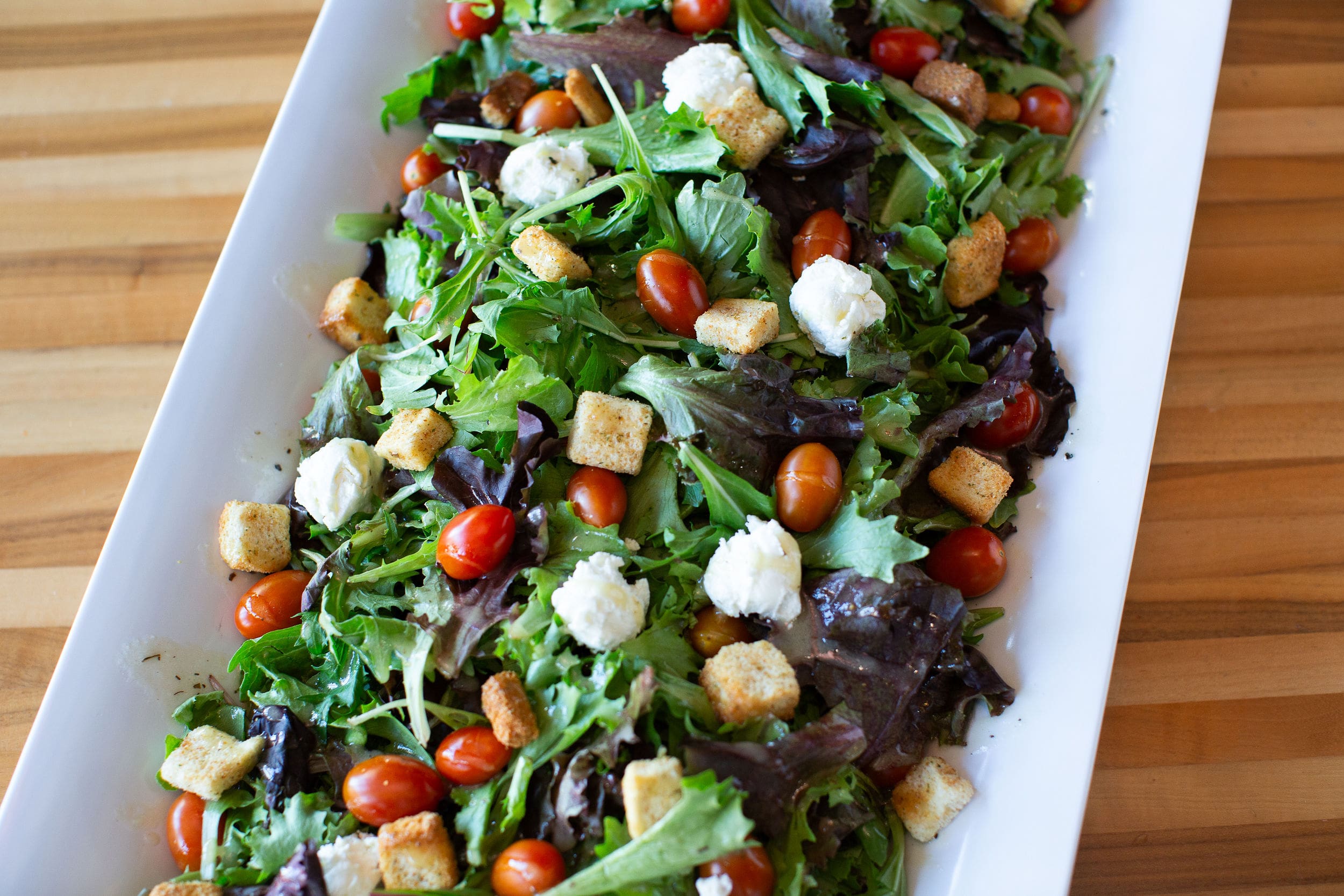 GRILLED CHICKEN AVOCADO SALAD